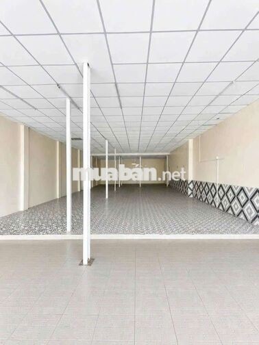 Chính Chủ Cho Thuê Nhà Mặt Tiền Chợ DT 9 x 25m trống Suốt 