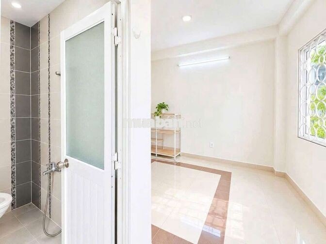 CĂN GÓC 3 MẶT HẺM -  Xô Viết Nghệ Tĩnh,Bình Thạnh - 3 Lầu, Sân Thượng