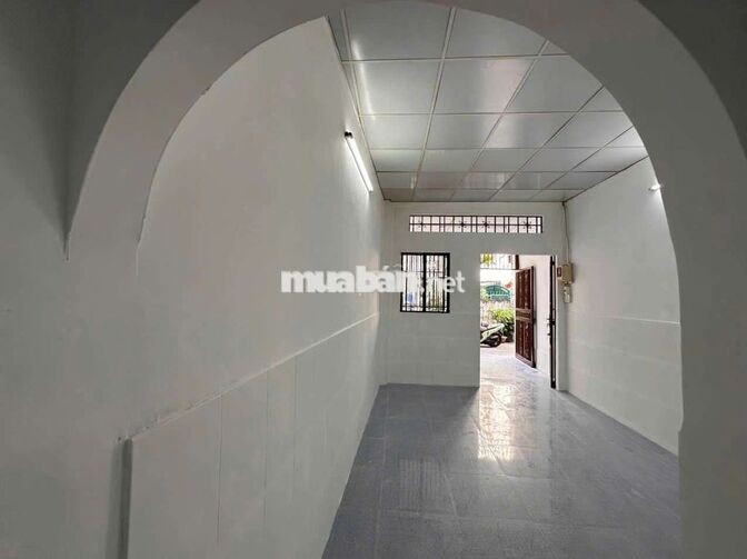 NHÀ NGAY CHỢ CÂY QUÉO - Bình Thạnh - Cấp 4, Sân Xe Rộng, 4PN