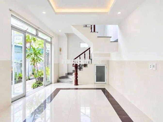 CĂN GÓC 3 MẶT HẺM -  Xô Viết Nghệ Tĩnh,Bình Thạnh - 3 Lầu, Sân Thượng