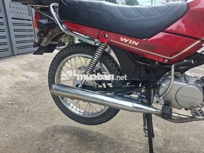 Honda Win 100 Đỏ Indonesia, có giao lưu xe