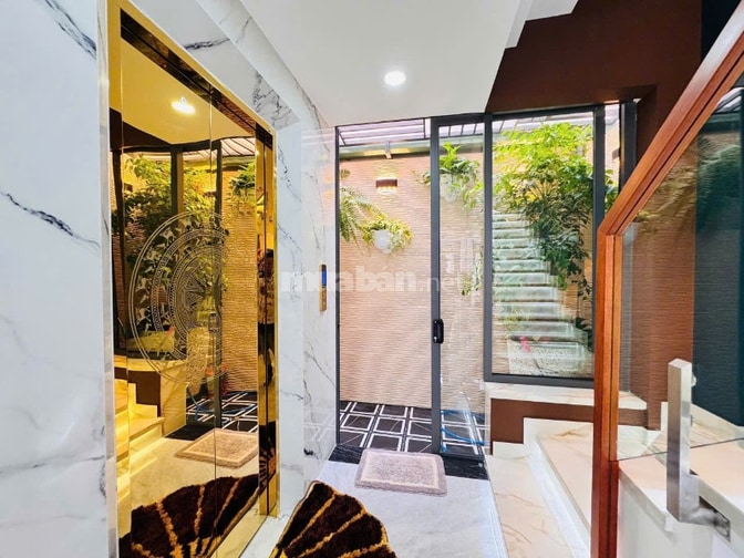Nhà đẹp hẻm xe hơi trung tâm Gò Vấp 