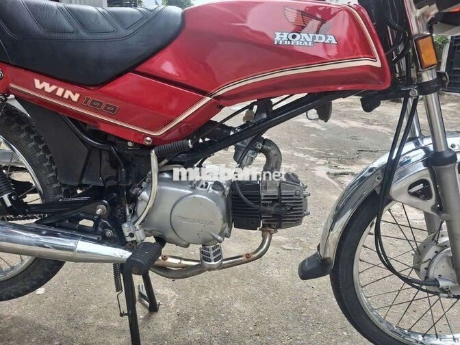 Honda Win 100 Đỏ Indonesia, có giao lưu xe