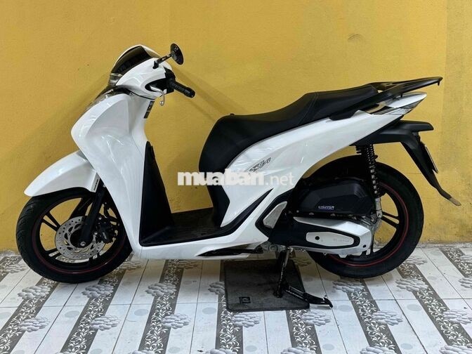 SH 125 đời 2023 trắng đen siêu mới 43AD-065.53
