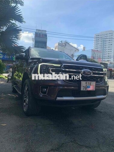Ford Everest 2023 Titanium+ 2.0 AT 4x4 - 28700 km