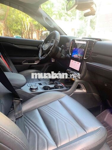 Ford Everest 2023 Titanium+ 2.0 AT 4x4 - 28700 km