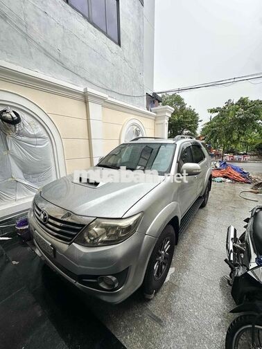 Toyota Fortuner 2015 Dầu Số sàn Bạc