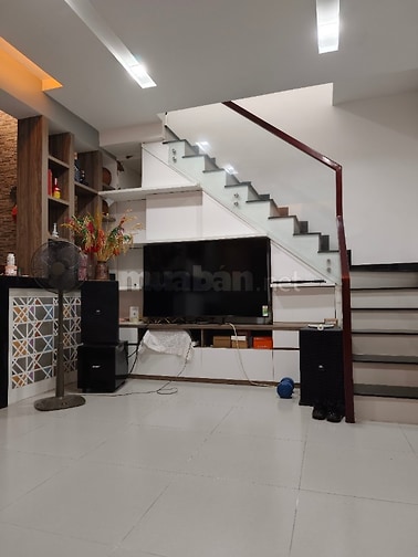 SÁT MẶT TIỀN TRẦN NÃO,NHÀ ĐẸP,SÂN ĐẬU XE HƠI,NGANG 7,5M