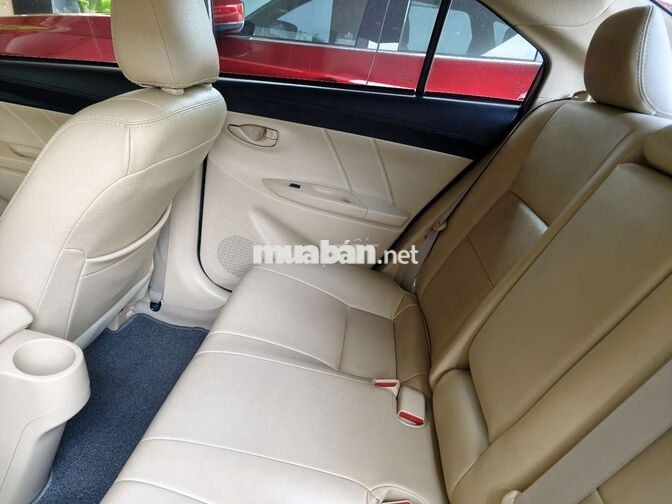 Toyota Vios Số sàn Bạc Zin 92%