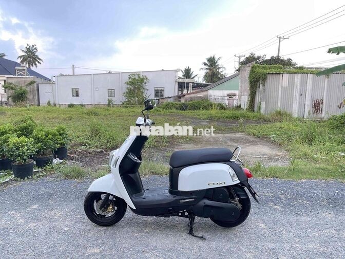 YAMAHA CUXI MÀU TRẮNG