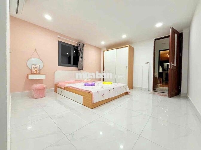 Cho thuê căn 1pn nguyên tầng rộng máy giặt full nt Trần Quang Khải Q1