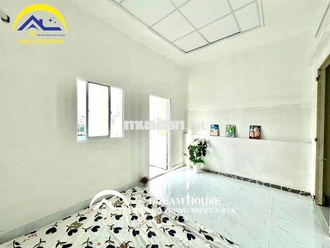 PHÒNG NGỦ BAN CÔNG TÁCH BẾP - 35M2