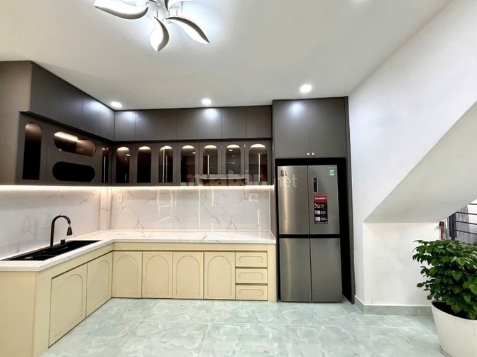 Bán nhà 3T, 2 mặt tiền, 3 bước ra Huỳnh Tấn Phát, nở hậu 5 x12, 5 tỷ