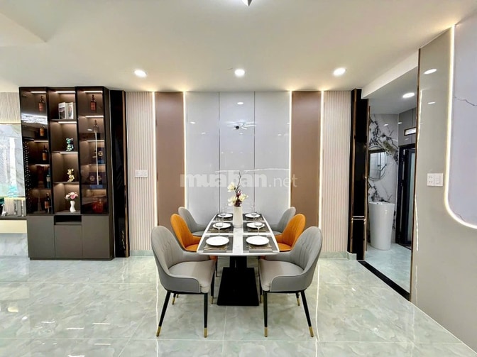 Bán nhà 3T, 2 mặt tiền, 3 bước ra Huỳnh Tấn Phát, nở hậu 5 x12, 5 tỷ