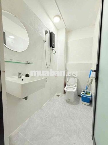 Cho thuê căn 1pn nguyên tầng rộng máy giặt full nt Trần Quang Khải Q1