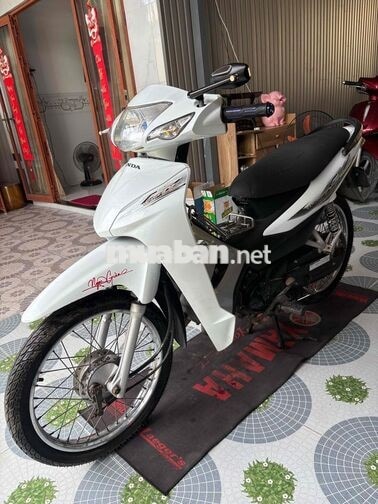 Honda Wave Alpha 110 Trắng