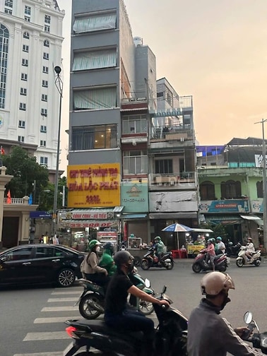 37 tỷ sở hữu ngay mặt tiền quận 1- HDT 80tr/th- Ngang gần 6m 4 tầng