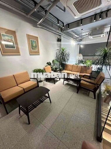 CHO THUÊ NHÀ MẶT TIỀN- 240m² – NGUYỄN GIA TRÍ, BÌNH THẠNH