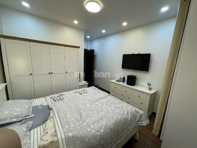 Nhà 4 lầu tuyệt đẹp Cao cấp hẻm Nhiêu Tứ, P7, Q.Phú Nhuận, giá: 8,3 tỷ