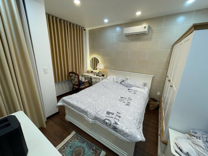 Nhà 4 lầu tuyệt đẹp Cao cấp hẻm Nhiêu Tứ, P7, Q.Phú Nhuận, giá: 8,3 tỷ