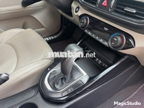 Xe Kia Cerato 1.6 AT Deluxe 2019 - 410 Triệu