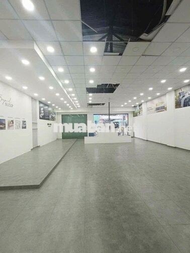 🛑CHO THUÊ MẶT BẰNG ĐẸP NGUYỄN OANH🛑10x20m TRỐNG SUỐT - VĨA HÈ RỘNG