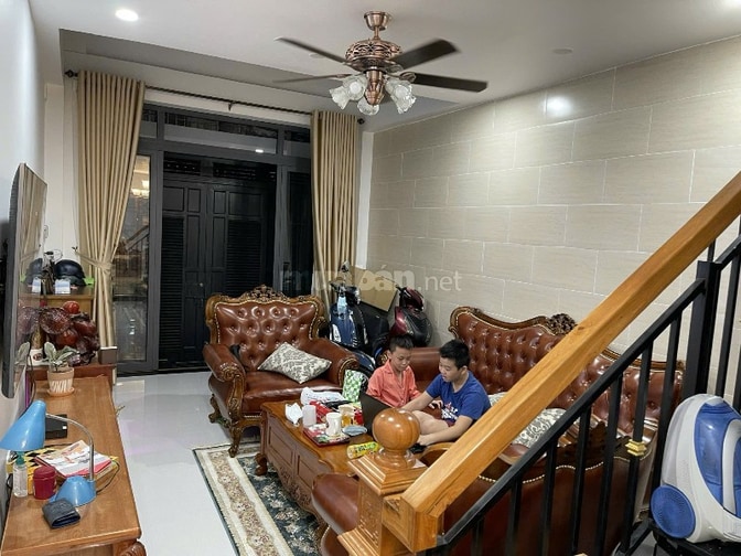 Nhà 4 lầu tuyệt đẹp Cao cấp hẻm Nhiêu Tứ, P7, Q.Phú Nhuận, giá: 8,3 tỷ