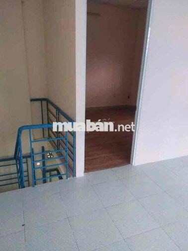 nhà nc sát mt đường tr 2 lầu 4pn nguyễn hữu cảnh p22 Q.bình thạnh