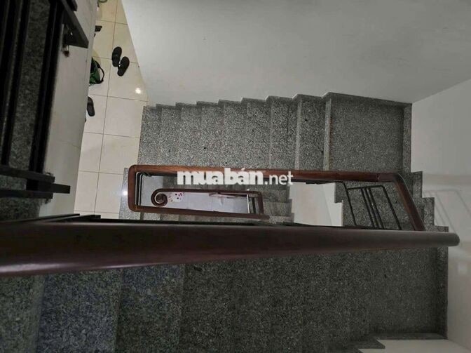 nhà hướng Tây.có điện 3 pha.gần kdc Vĩnh Lộc 