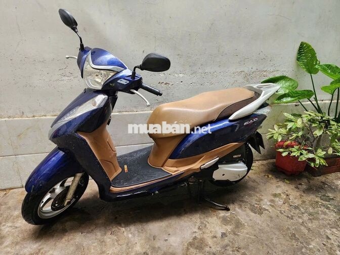 Bán xe Lead 125 Fi đời 2013 màu xanh, chính chủ.