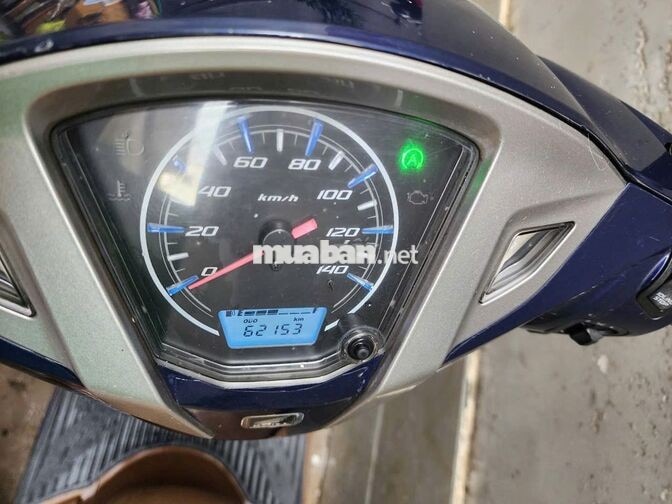 Bán xe Lead 125 Fi đời 2013 màu xanh, chính chủ.