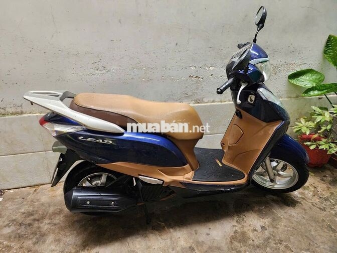 Bán xe Lead 125 Fi đời 2013 màu xanh, chính chủ.