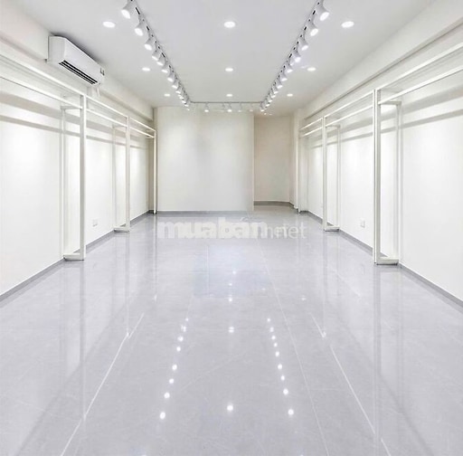 SIÊU PHẨM ĐƯỜNG HOA - 36F HOA LAN, P.2, Q.PN - 4 Tầng,suốt, DTSD 380m2