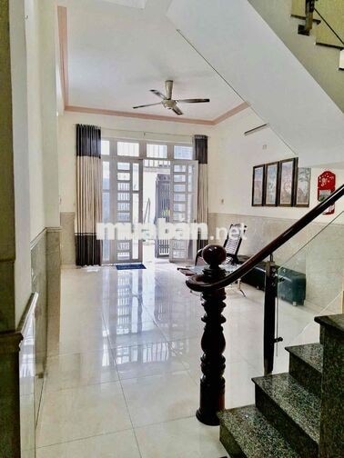 Hẻm Xe Hơi. 3 TẦNG. 6.8 tỷ. khu phân lô đồng bộ.Linh Đông cũ. SHR.