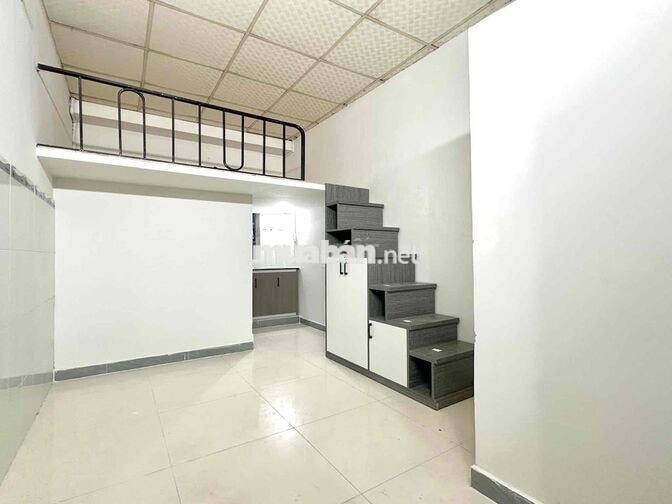 PHÒNG MỚI XÂY - SẴN TỦ ĐỒ, KỆ BẾP