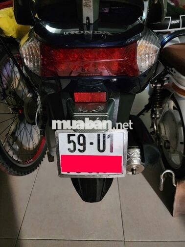 Bán xe Lead 125 Fi đời 2013 màu xanh, chính chủ.