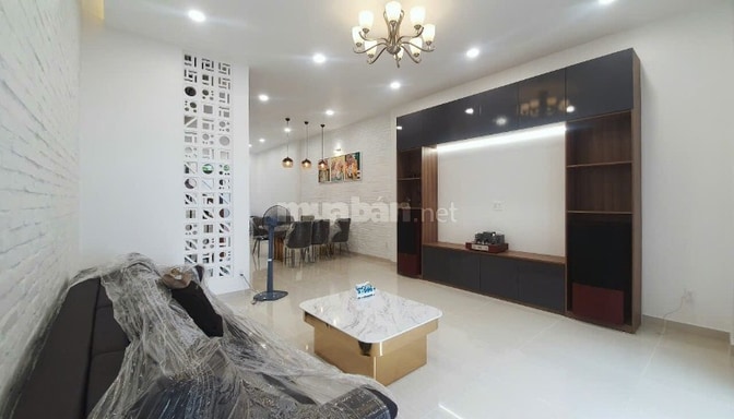 CHO THUÊ NHÀ KHU VEN SÔNG TÂN PHONG, QUẬN 7 - 3 LẦU,4PN - GIÁ 26 TR/T
