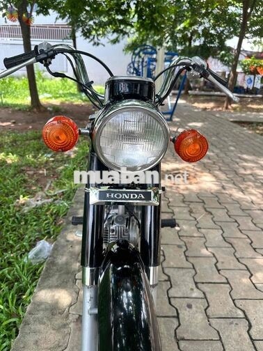 Honda CD90 màu Đen