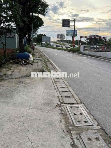 nhà thuê ql1a an lạc bình Tân DT 72m giá 8tr5