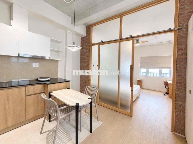 Căn hộ 1 phòng ngủ full nội thất thiết kế sang trọng Trần Hưng Đạo Q1