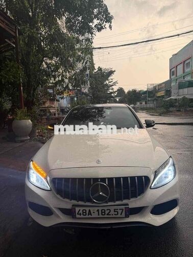 Mercedes C200 2017 Sedan Trắng 102.000 km