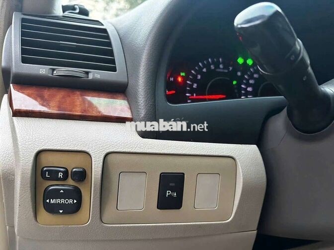 Toyota Camry 2.0 Nhập khẩu 2010 Đen