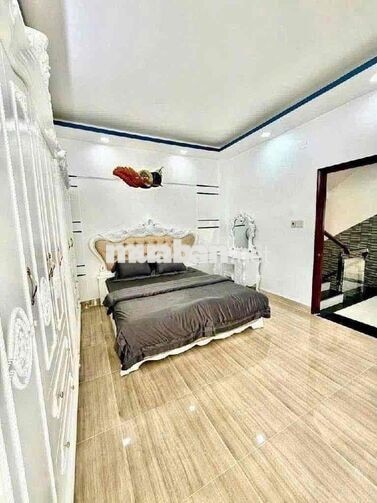 Nhà Bè - 5 Tỷ 990 - Đường 6m - Nhà 3 Tầng 80m² - Ngang 6,5m - 4PN - Sa
