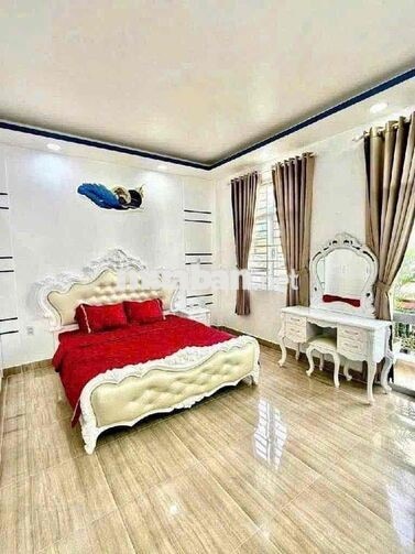 Nhà Bè - 5 Tỷ 990 - Đường 6m - Nhà 3 Tầng 80m² - Ngang 6,5m - 4PN - Sa