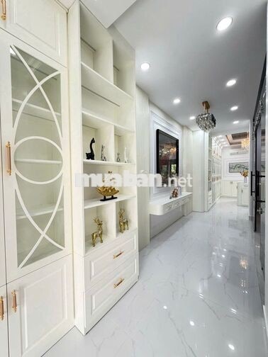 🏡 SIÊU PHẨM NHÀ PHỐ QUẬN 7 – CÓ THANG MÁY, GARA Ô TÔ – GIÁ 17,9 TỶ 🏡