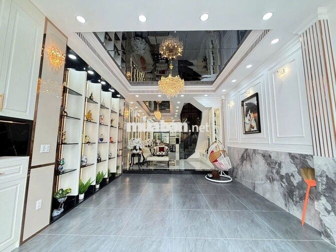 🏡 SIÊU PHẨM NHÀ PHỐ QUẬN 7 – CÓ THANG MÁY, GARA Ô TÔ – GIÁ 17,9 TỶ 🏡