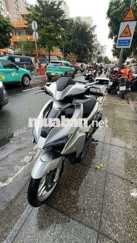 Honda Air Blade 2017 màu bạc đã sử dụng