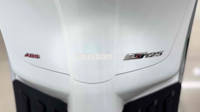 Piaggio Sprint S125 2022 Trắng vài ngàn km