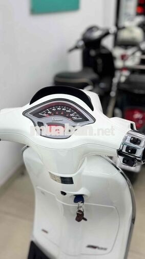 Piaggio Sprint S125 2022 Trắng vài ngàn km