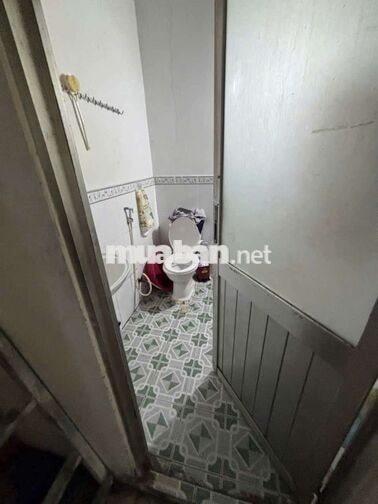 nhà mặt tiền đường kinh doanh tự do
